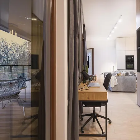 Park Zen, Taras I Widok Na Park Łódź